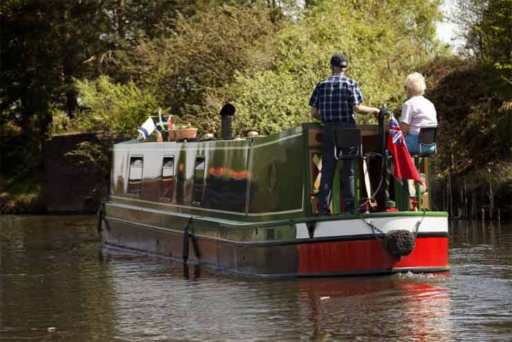 Significant Factors to Hire a Canal Boat